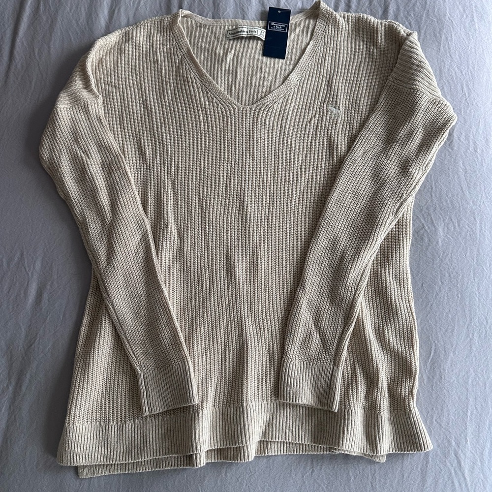 Abercrombie & Fitch Cream V-Neck Sweater